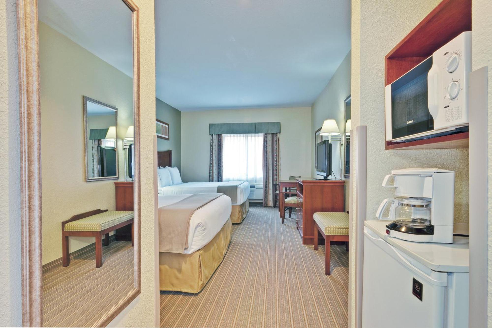 Holiday Inn Express Winfield - Teays Valley By Ihg Hurricane Exterior photo
