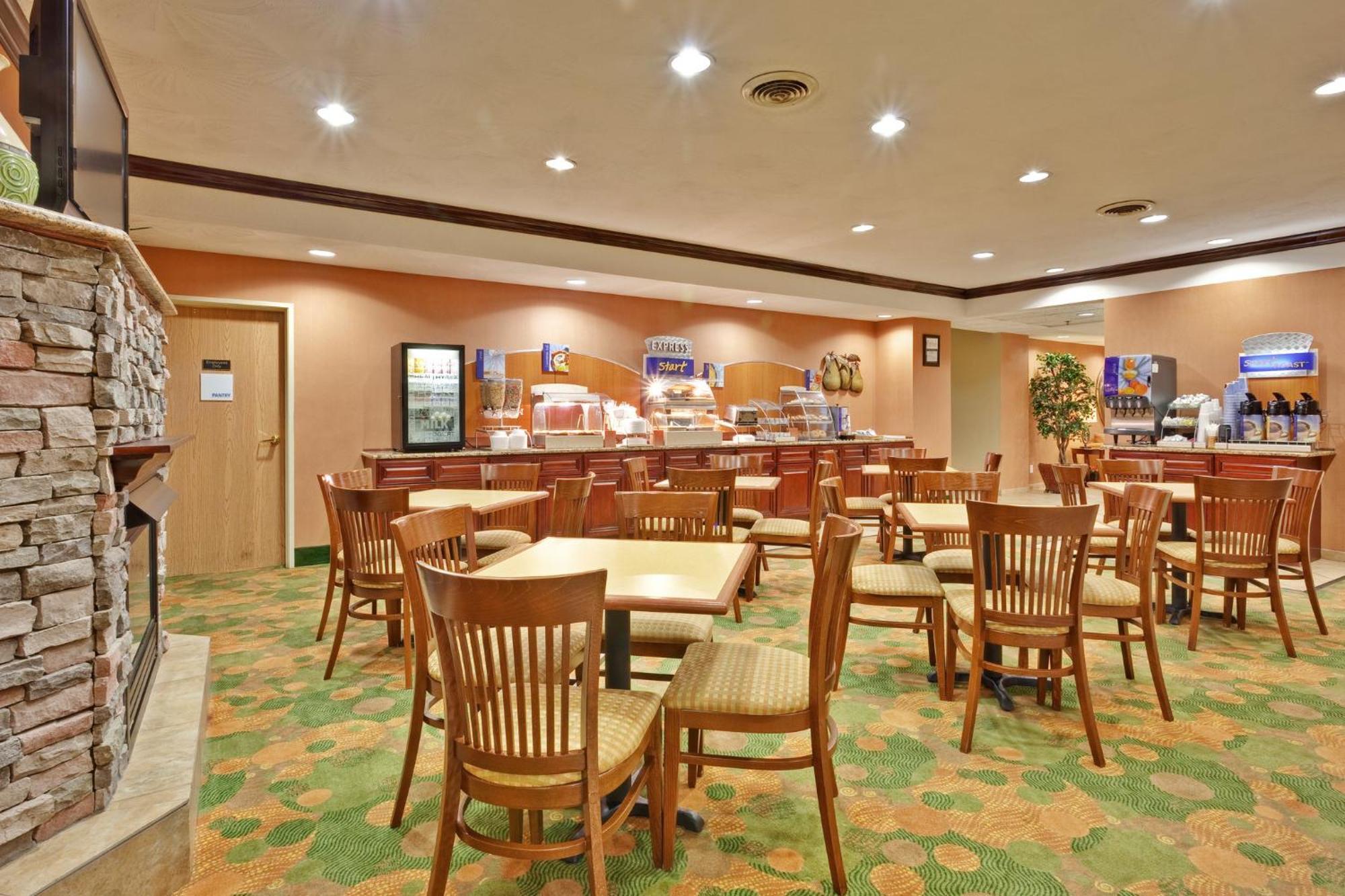 Holiday Inn Express Winfield - Teays Valley By Ihg Hurricane Exterior photo