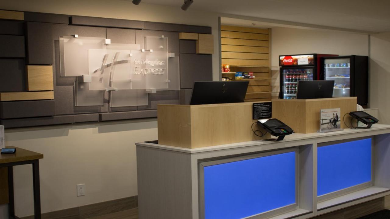 Holiday Inn Express Winfield - Teays Valley By Ihg Hurricane Exterior photo